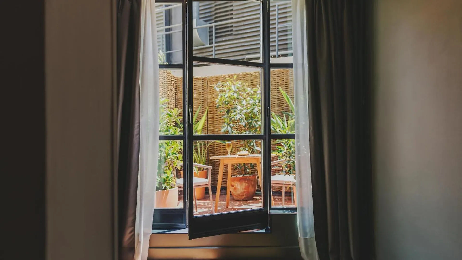 Hotel Regina Barcelona 4*,  Španělsko