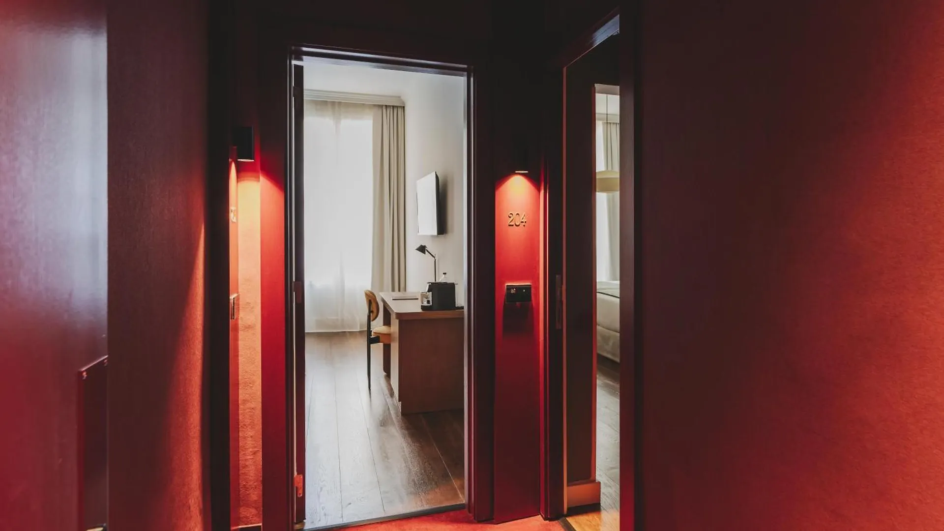 Hotel Regina Barcelona 4*,  Espanha